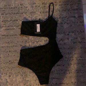 Pretty Little Thing bodysuit